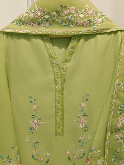 3 Piece - Pure Khaddi Silk Embroidered Suit S115092