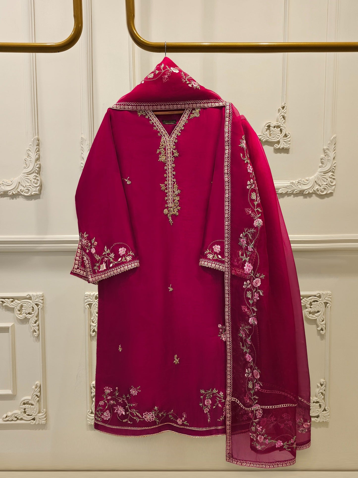 3 Piece- Pure Sheesha Silk Embroidered Suit