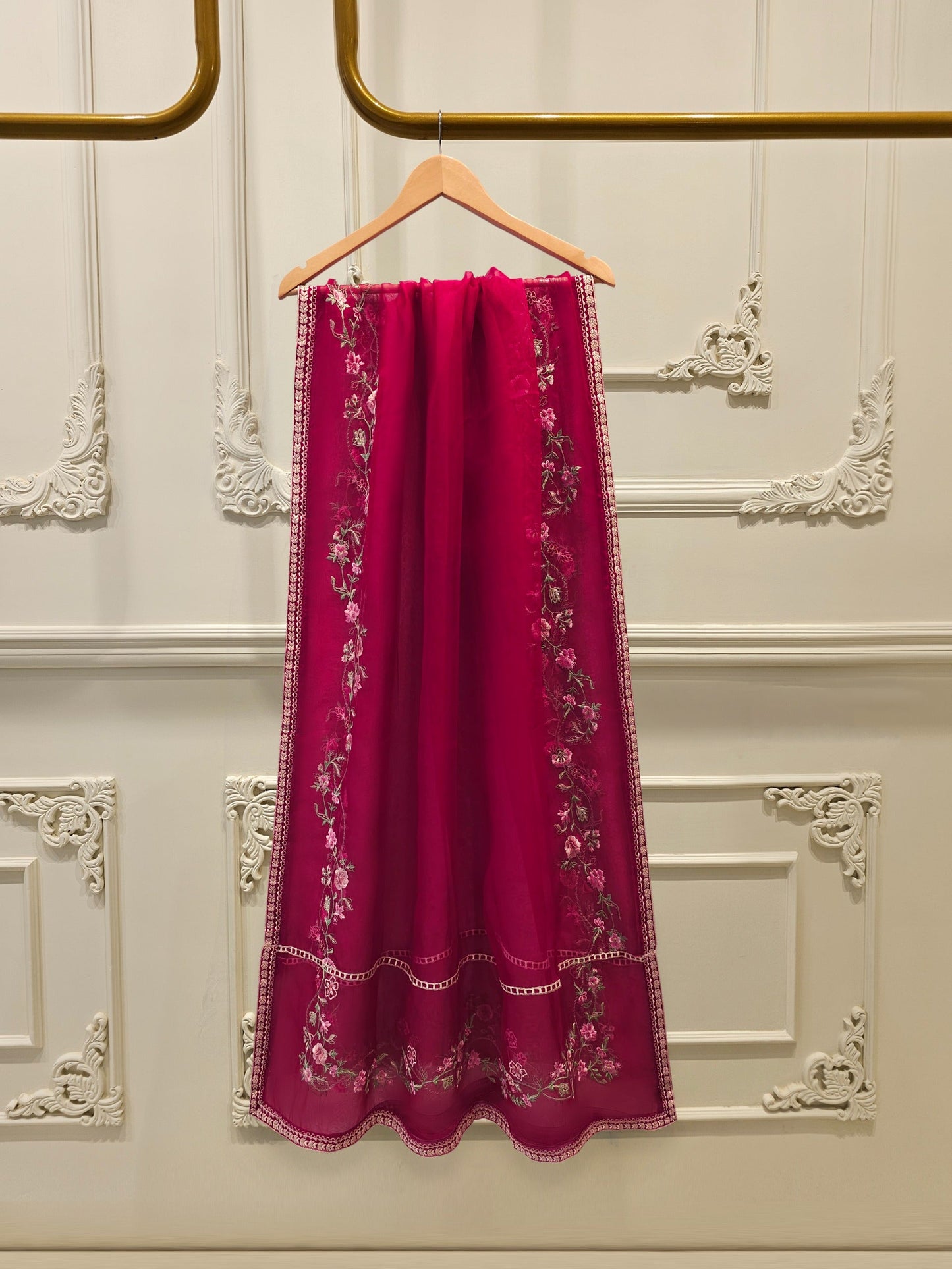 3 Piece- Pure Sheesha Silk Embroidered Suit
