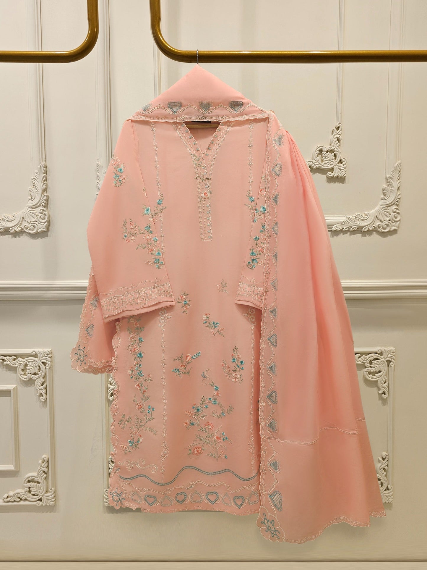 AGHA NOOR 3 Piece - Embroidered Cambric Suit