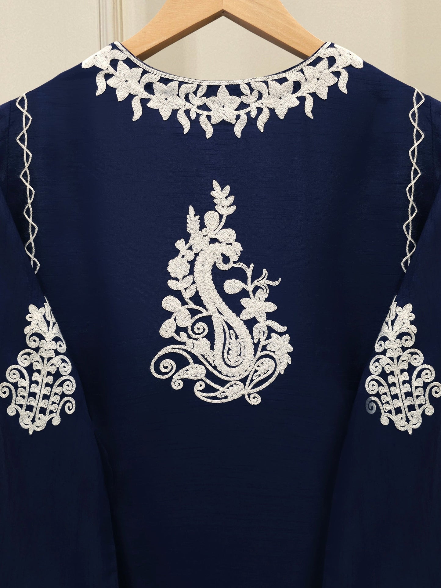 AGHA NOOR 3 Piece - Pure Embroidered Korean Silk Suit