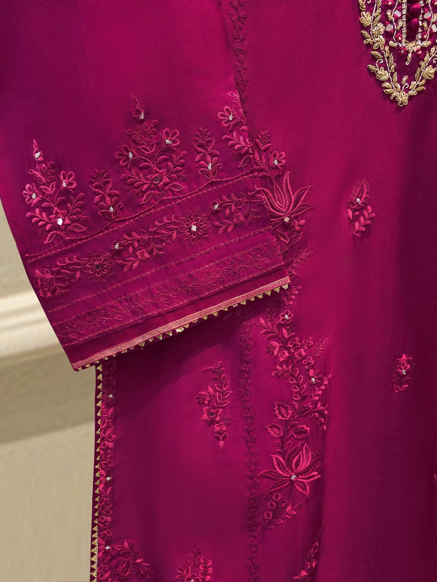 AGHA NOOR 3 Piece- Pure Sheesha Silk Embroidered Suit