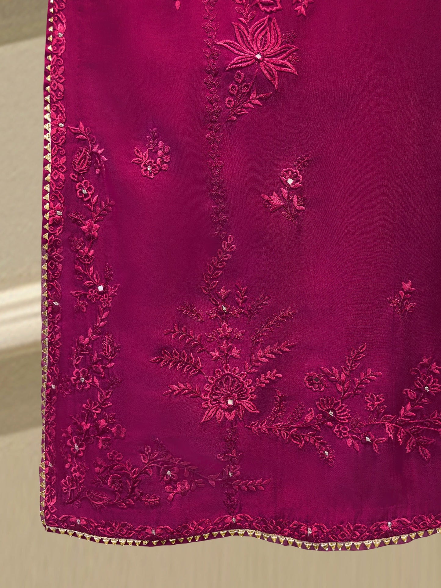 AGHA NOOR 3 Piece- Pure Sheesha Silk Embroidered Suit
