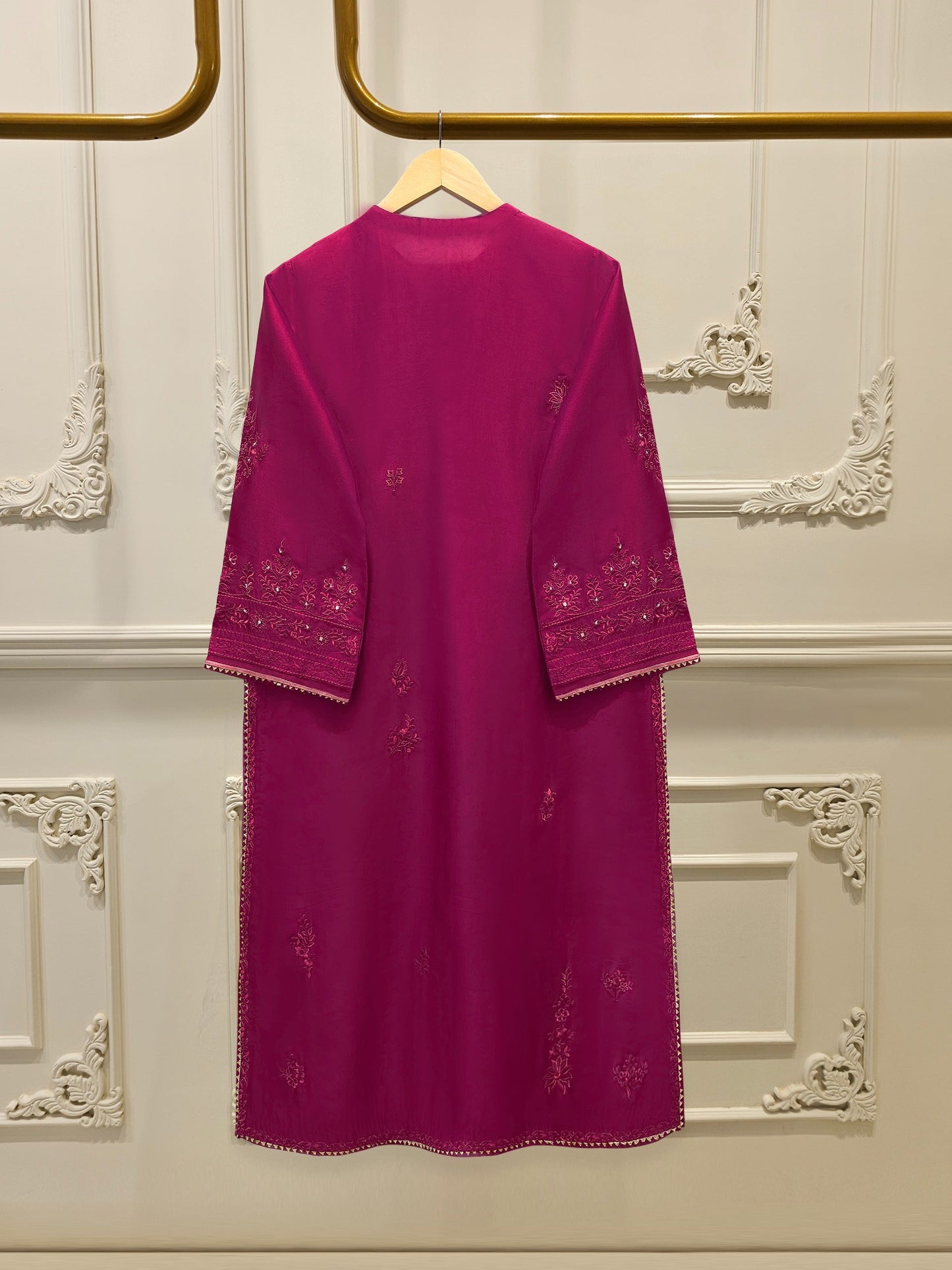 AGHA NOOR 3 Piece- Pure Sheesha Silk Embroidered Suit