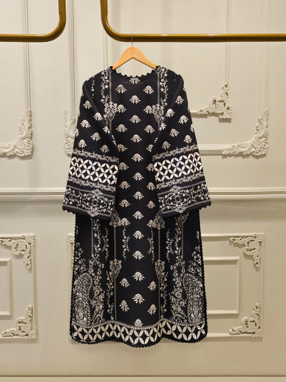 AGHA NOOR 2-Piece Digital Printed Cambric Suit