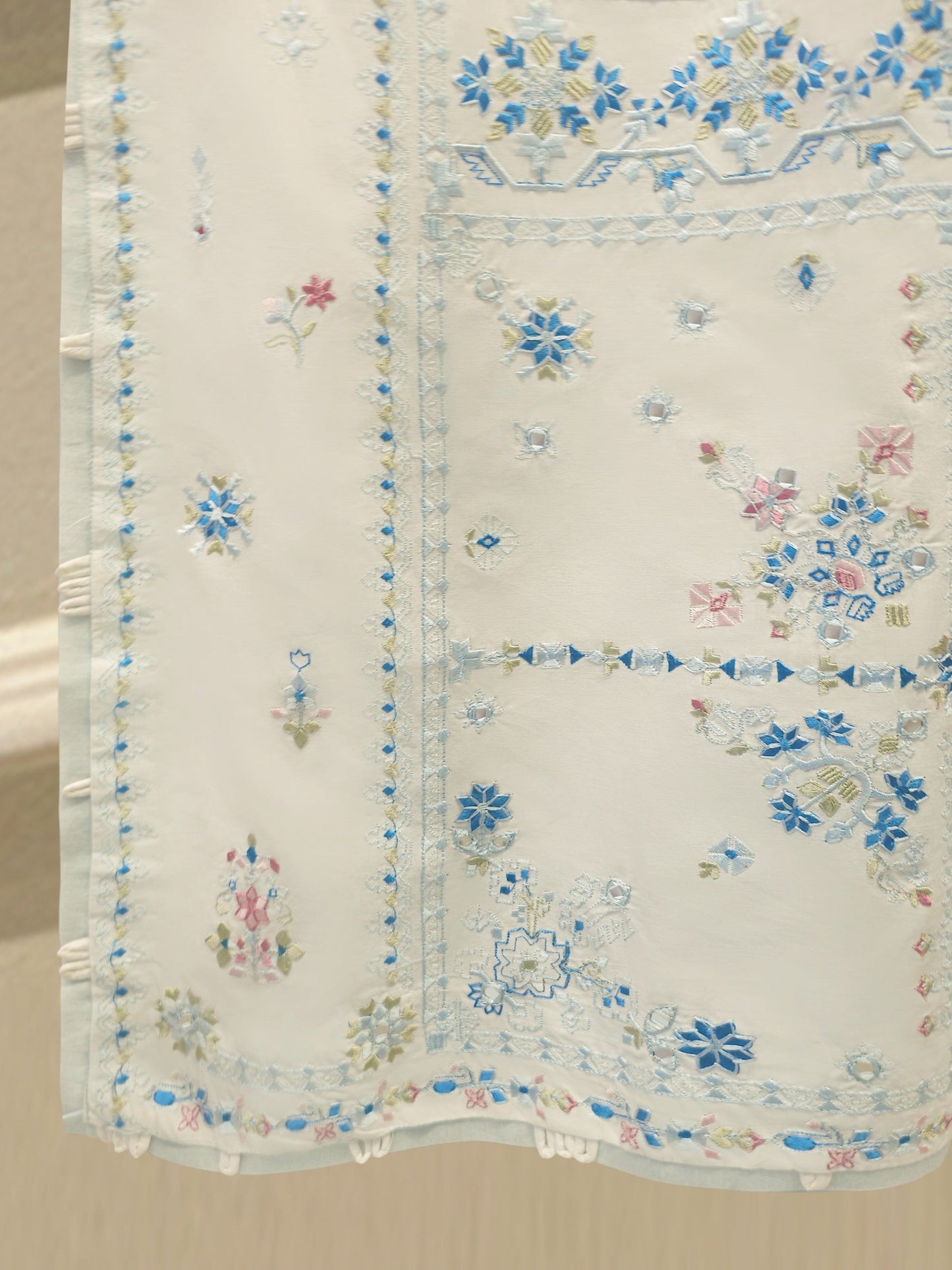 AGHA NOOR 2 Piece - Embroidered Cambric Suit