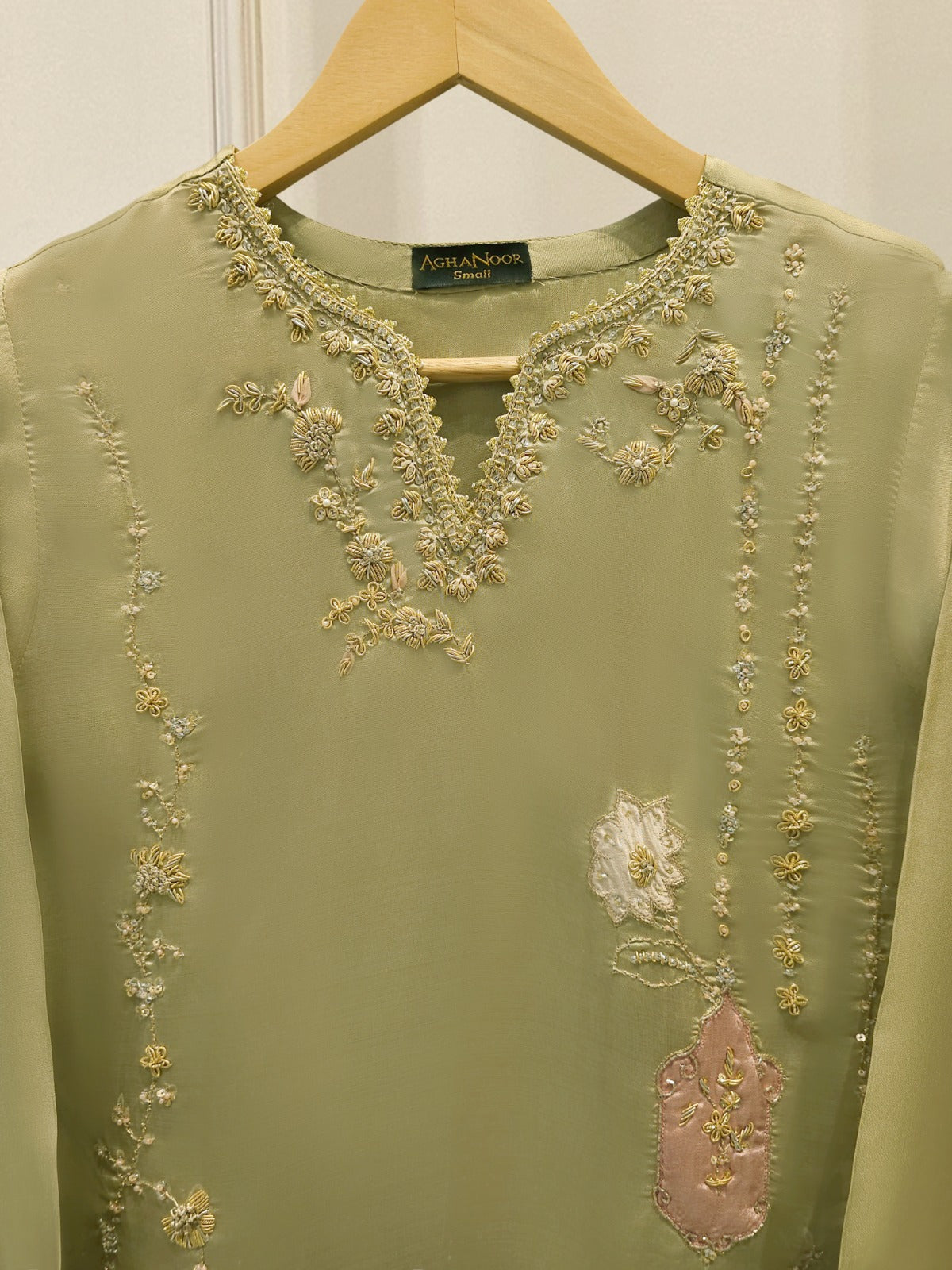 2 Piece- Pure Sheesha Silk Embroidered Suit