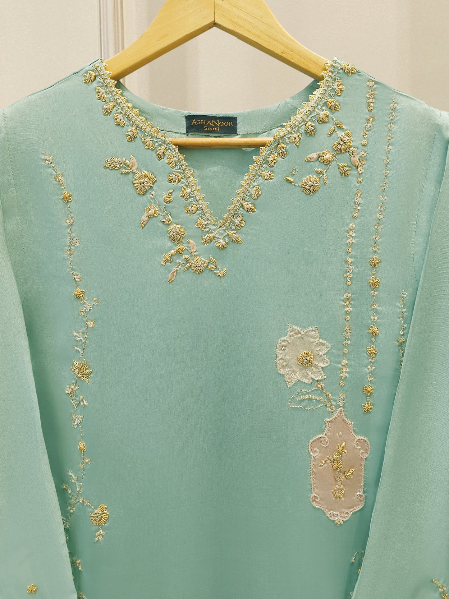 2 Piece- Pure Sheesha Silk Embroidered Suit