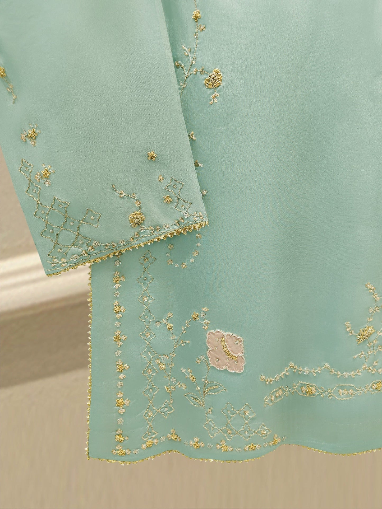 2 Piece- Pure Sheesha Silk Embroidered Suit