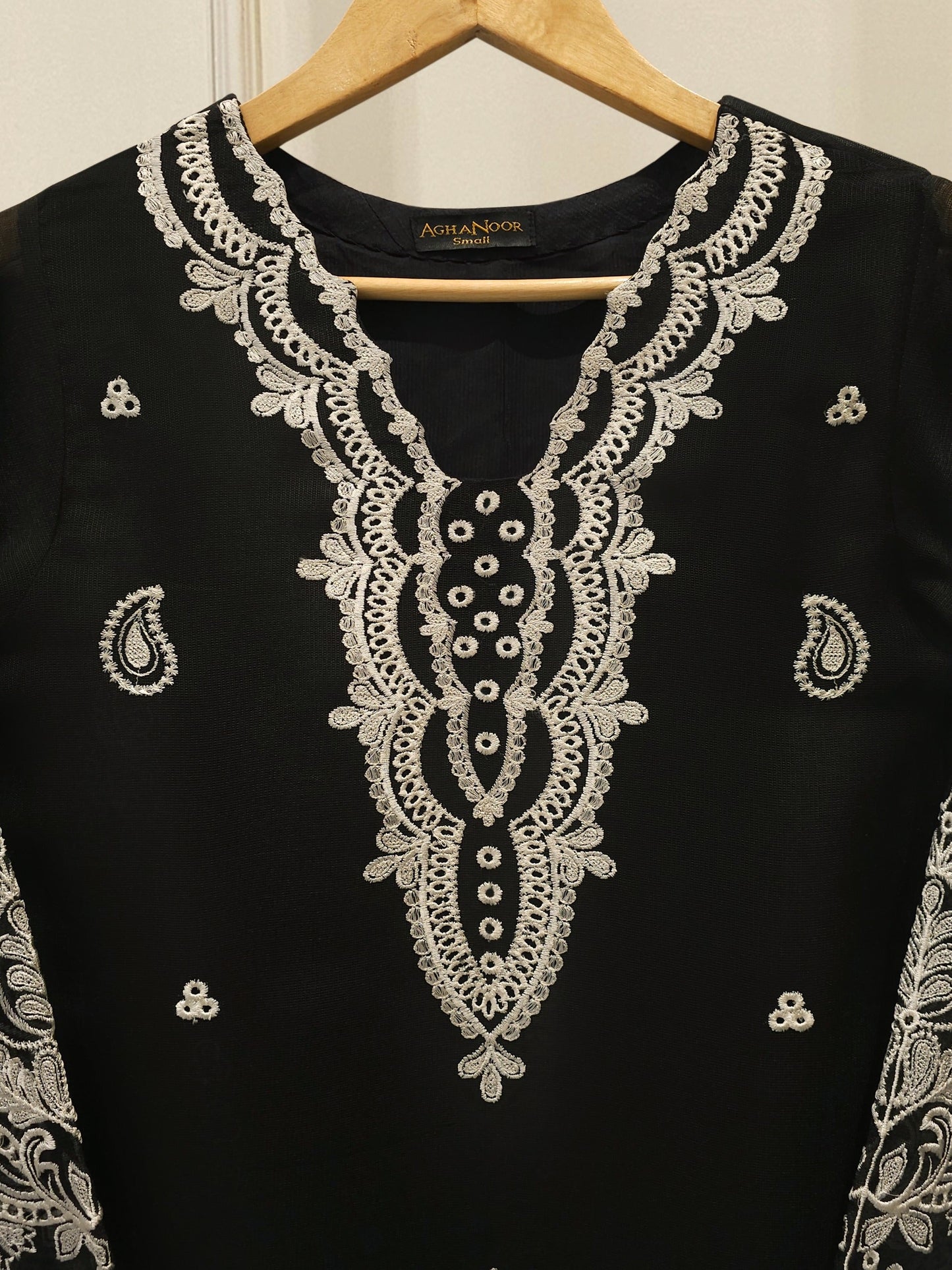 2 Piece - Embroidered cotton net Suit