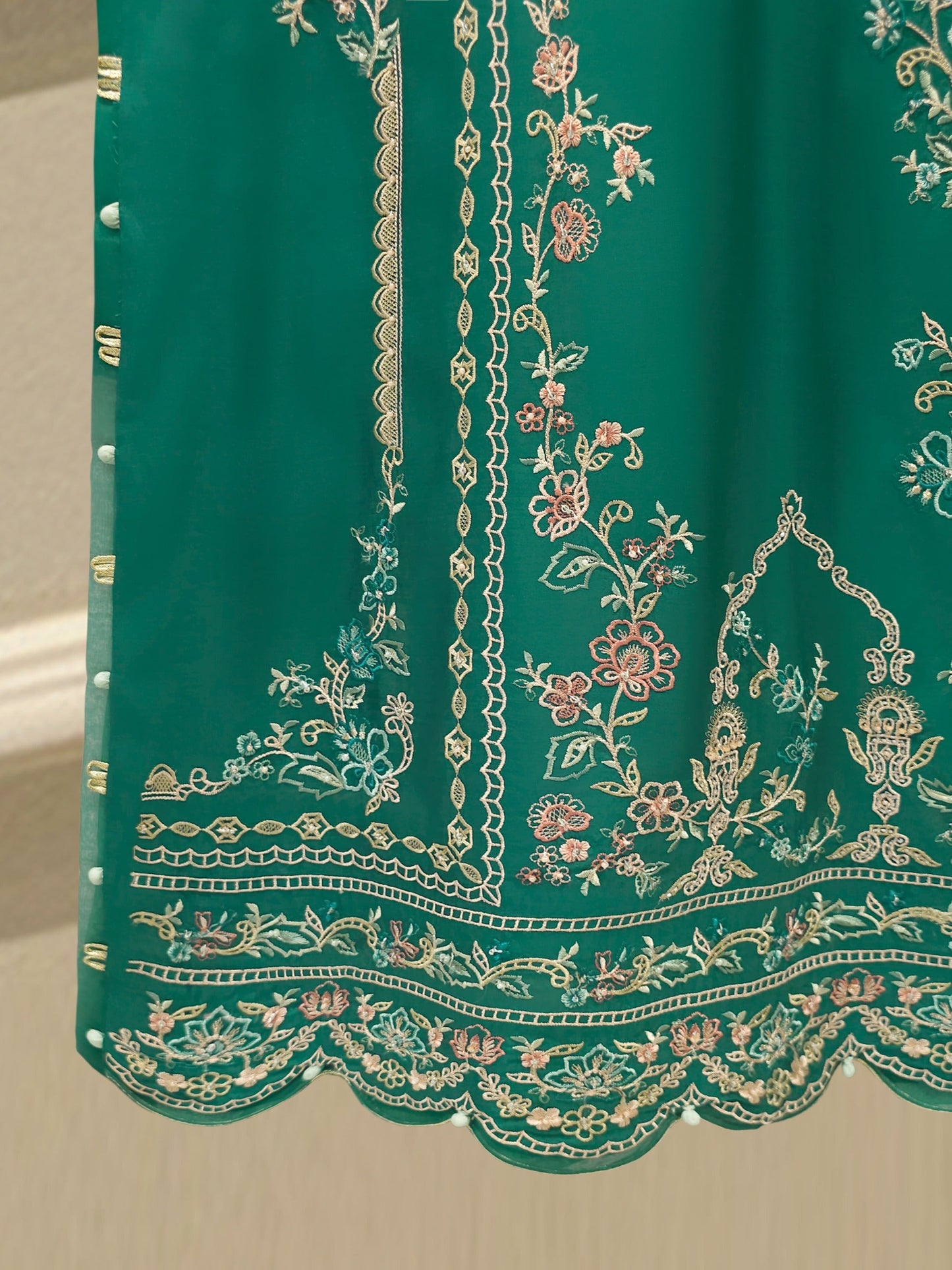 2 Piece - Pure Khaddi Silk Embroidered Suit S114894