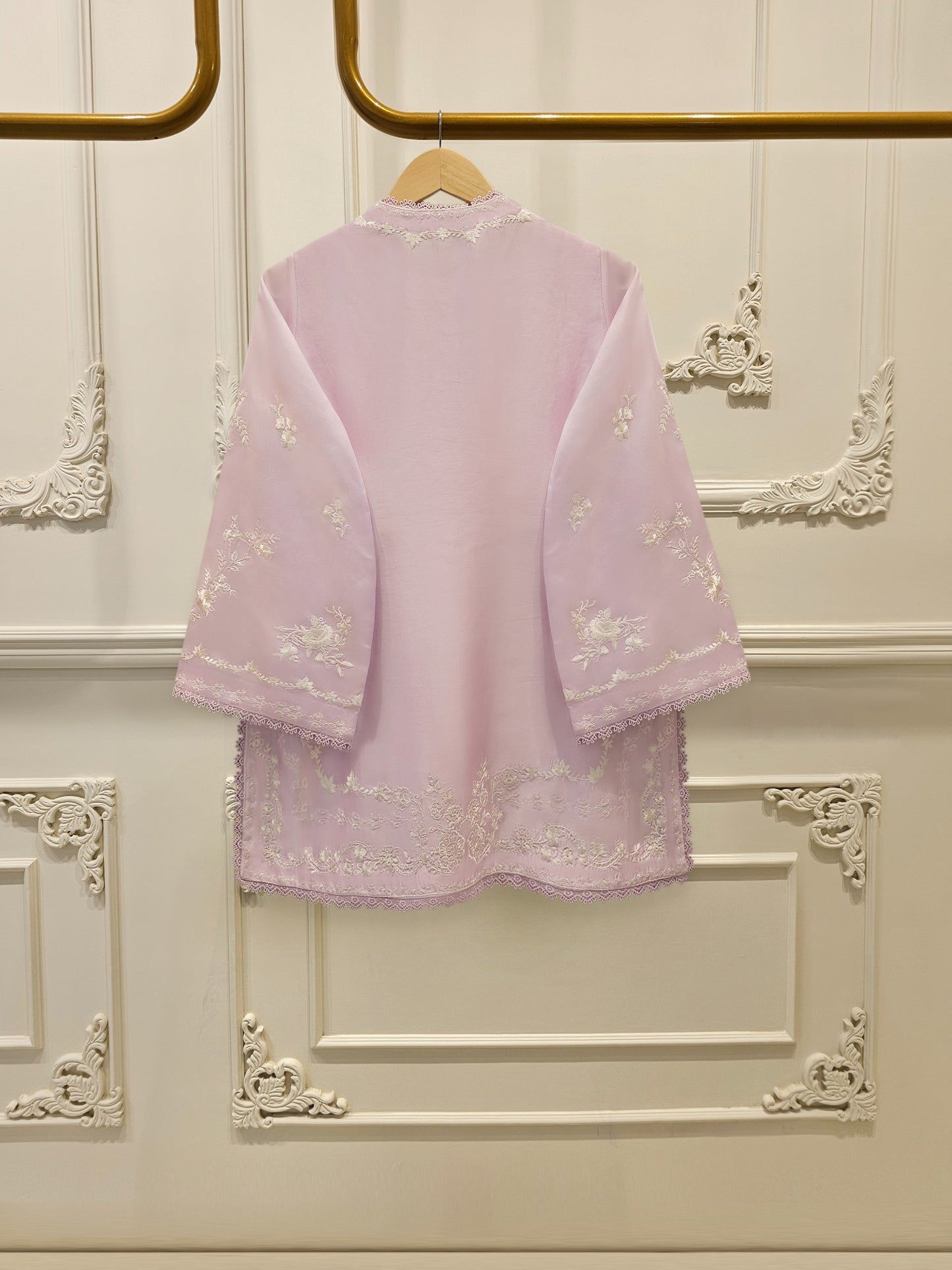3 Piece- Pure Shisha Silk Embroidered Suit