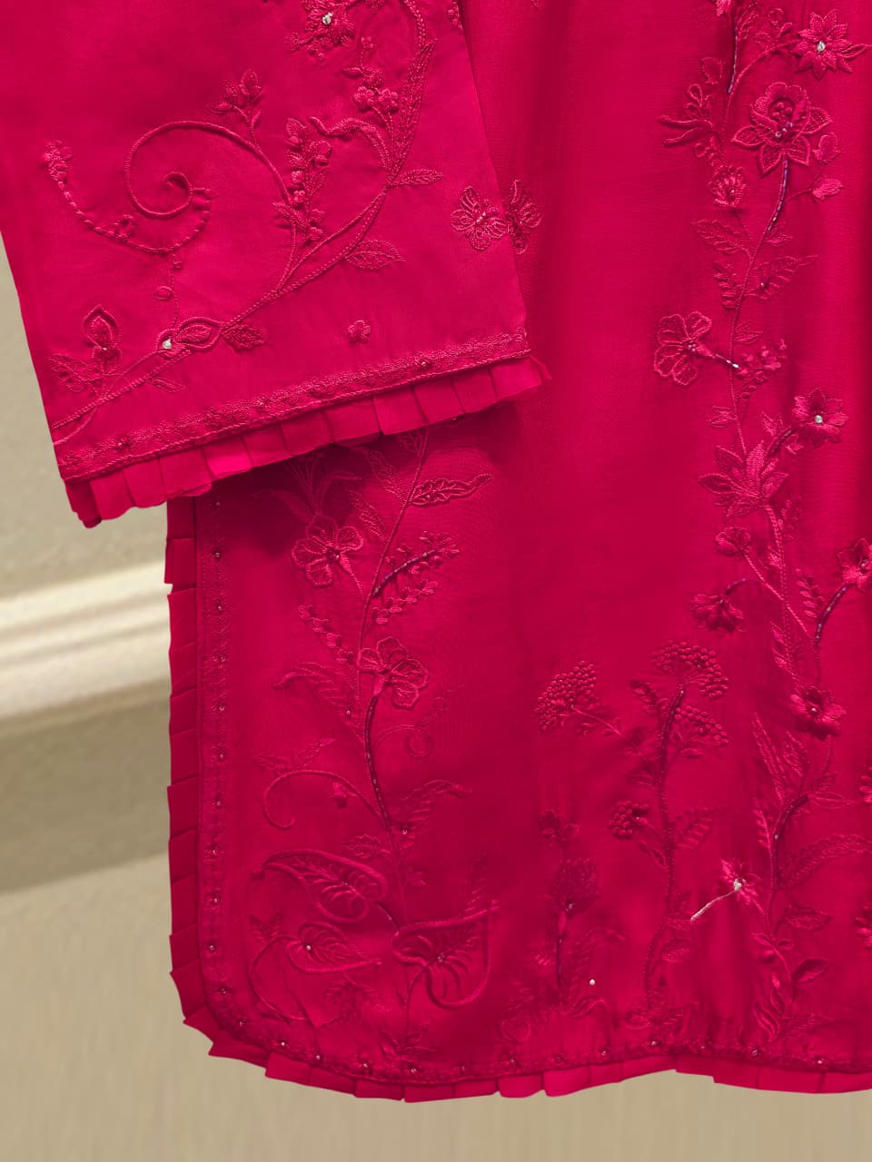 AGHA NOOR 3 Piece- Pure Shisha Silk Embroidered Suit S115108