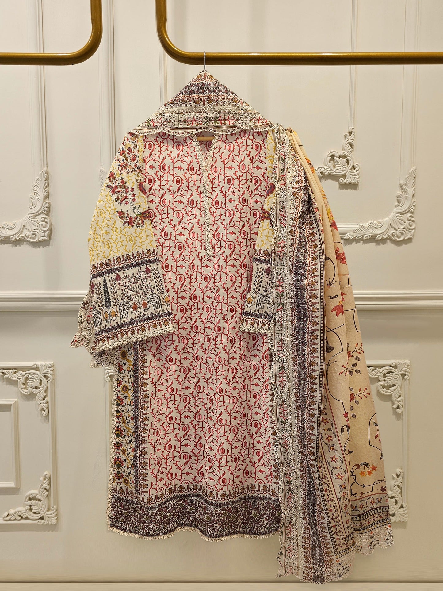 AGHA NOOR 2 Piece -Digital Printed Cambric Suit S115121
