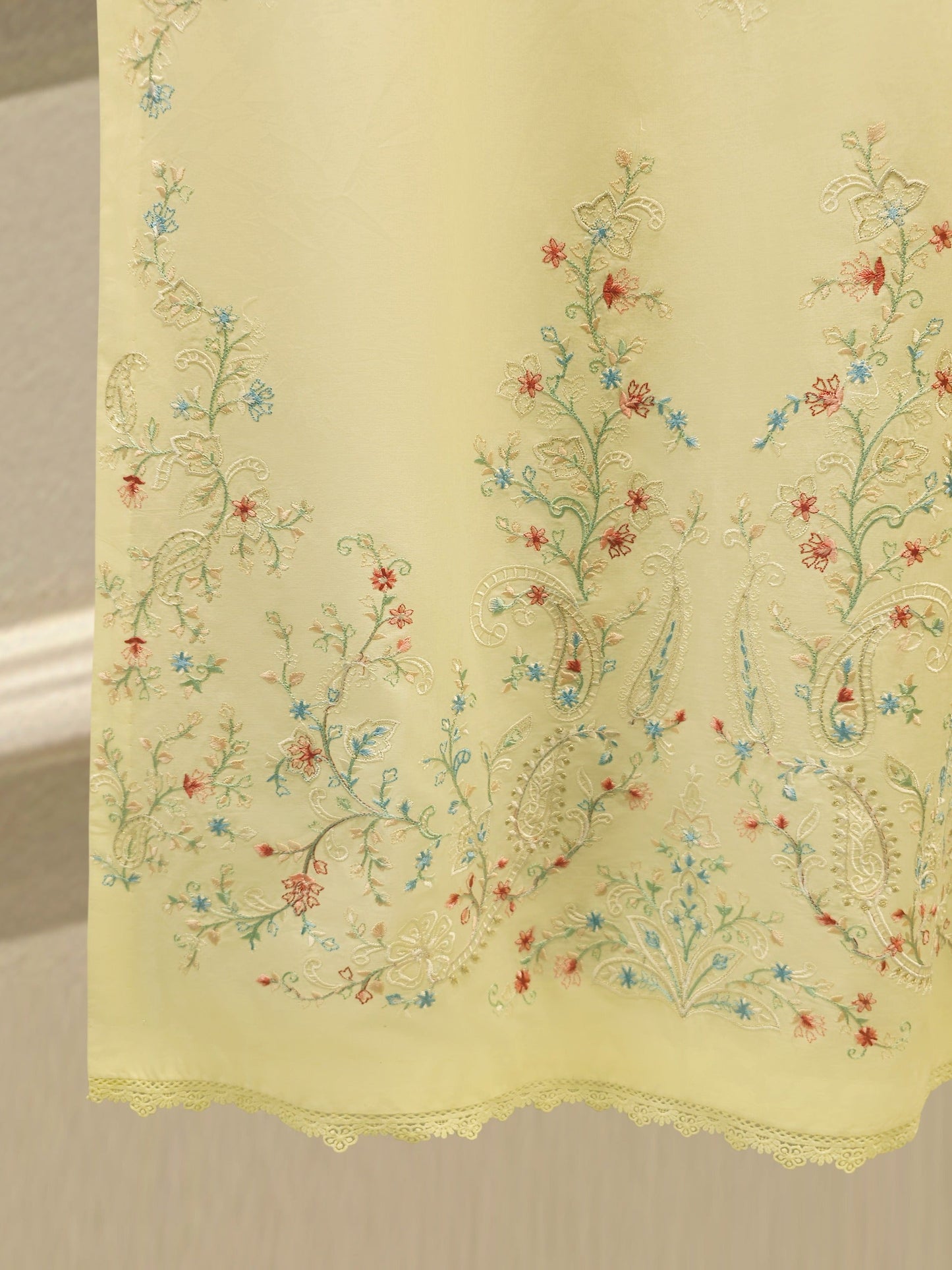 AGHA NOOR 2 Piece - Embroidered Cambric Suit S115126