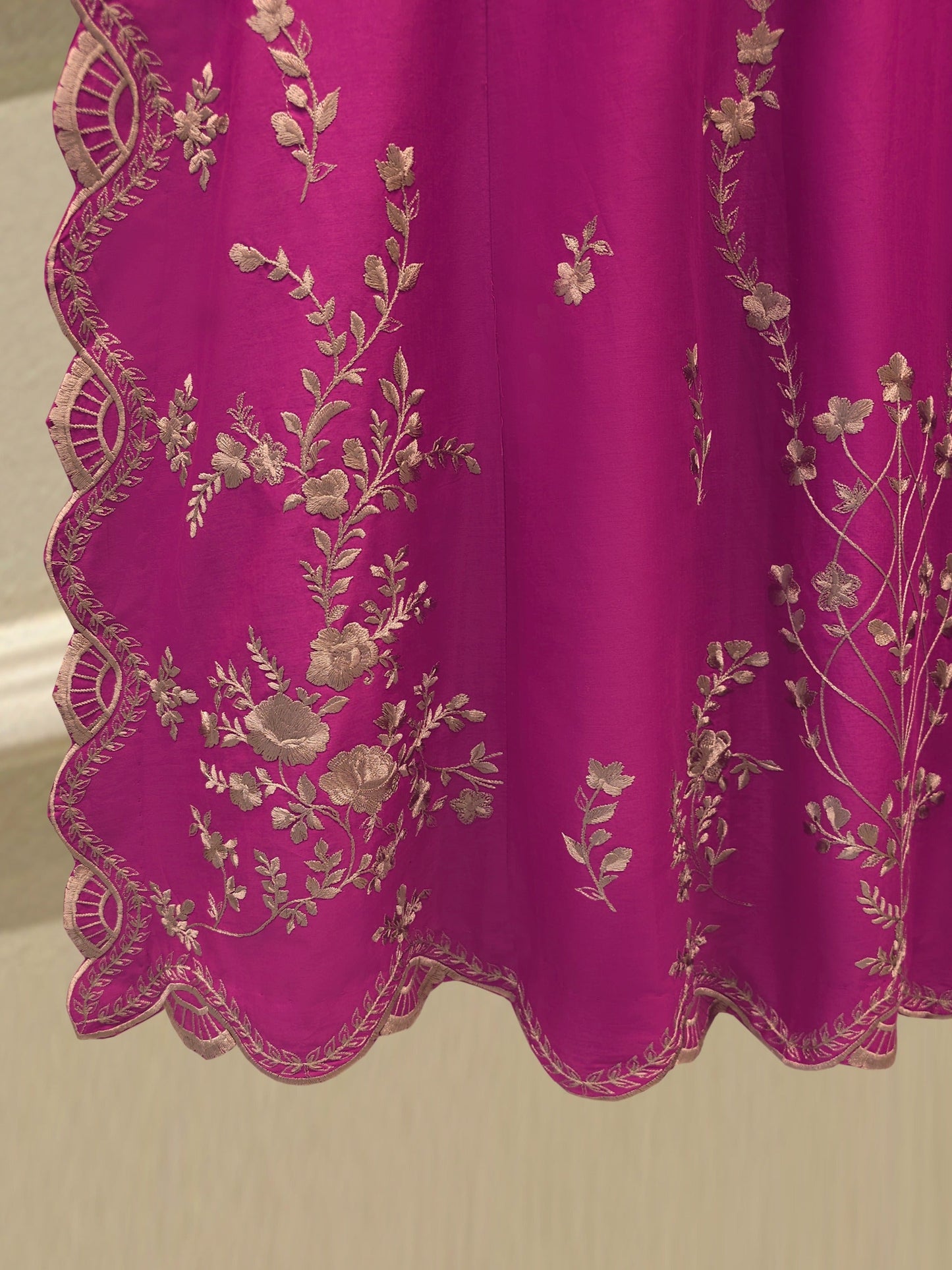 AGHA NOOR 3 Piece - Embroidered Cambric Suit