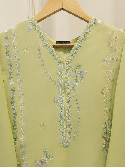 AGHA NOOR 2 Piece - Embroidered Cambric Suit