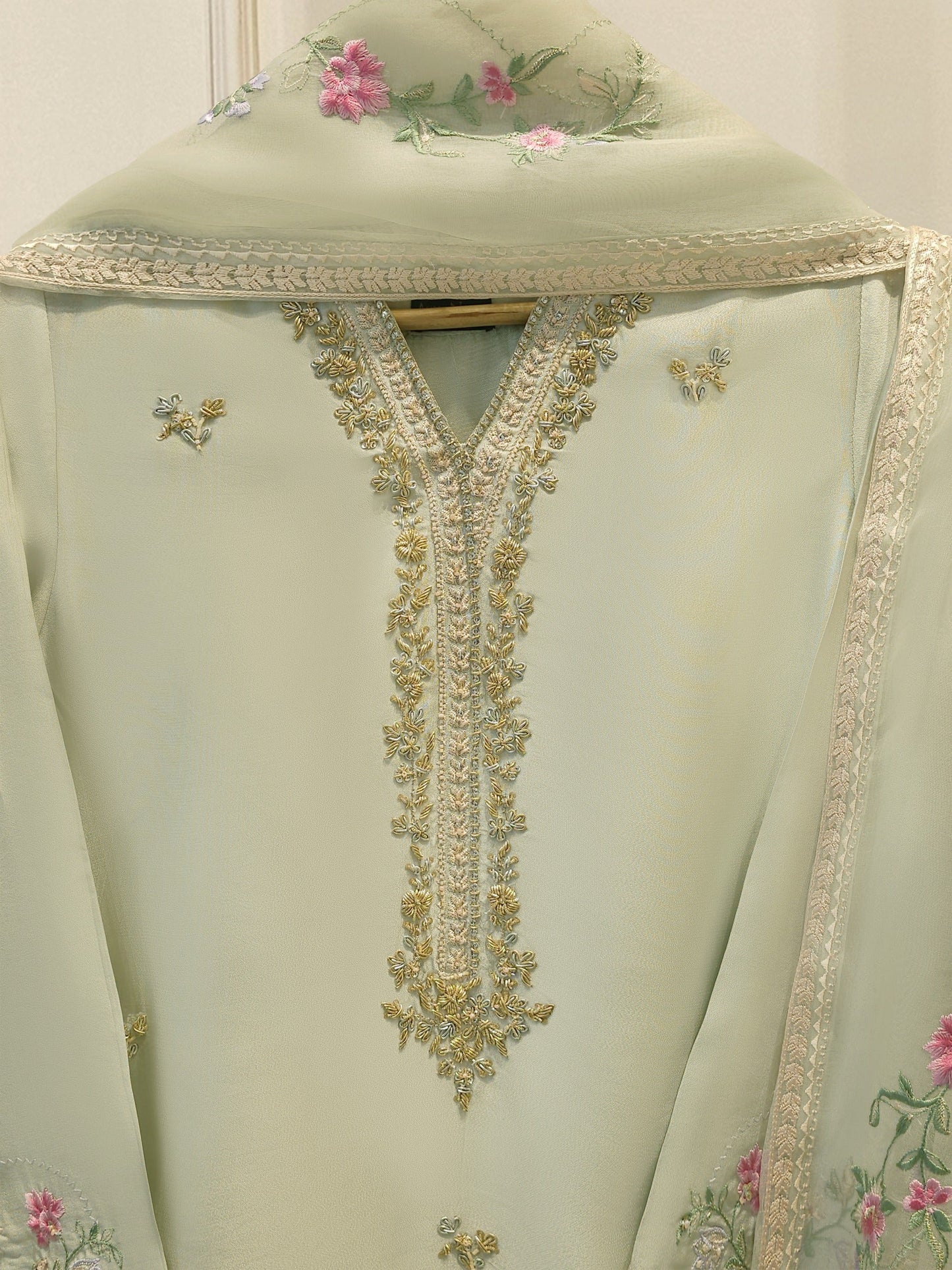 3 Piece- Pure Sheesha Silk Embroidered Suit