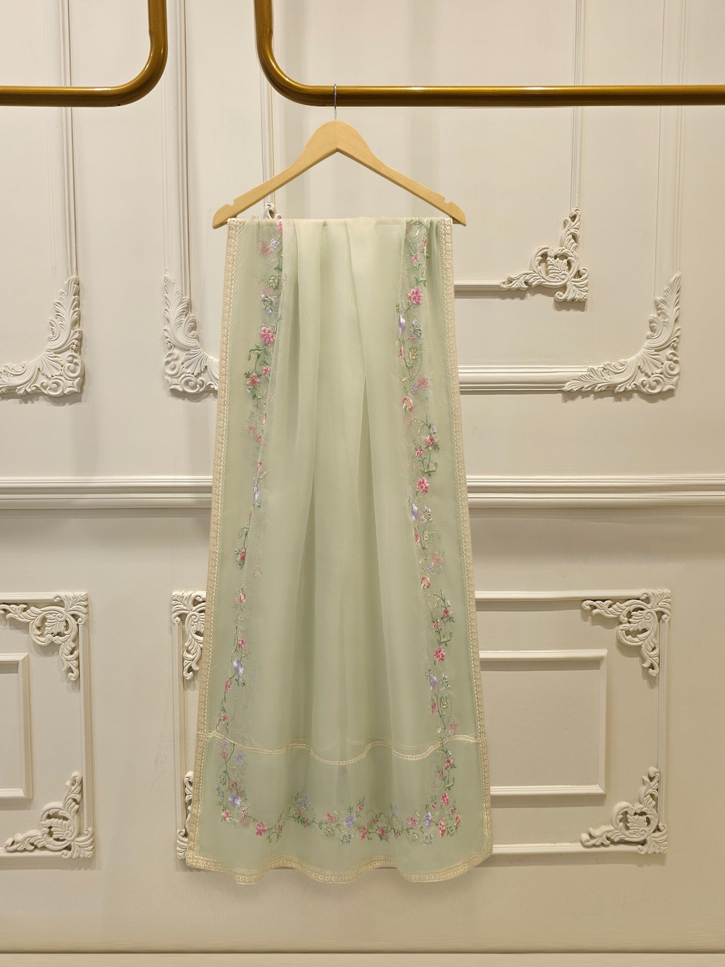 3 Piece- Pure Sheesha Silk Embroidered Suit