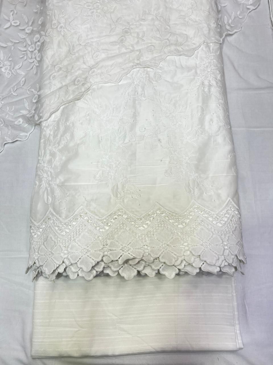 3D LAWN COLLECTION 3PEC SUIT