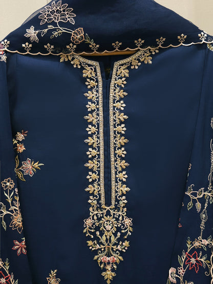 AGHA NOOR 3 Piece - Pure Khaddi Silk Embroidered Suit