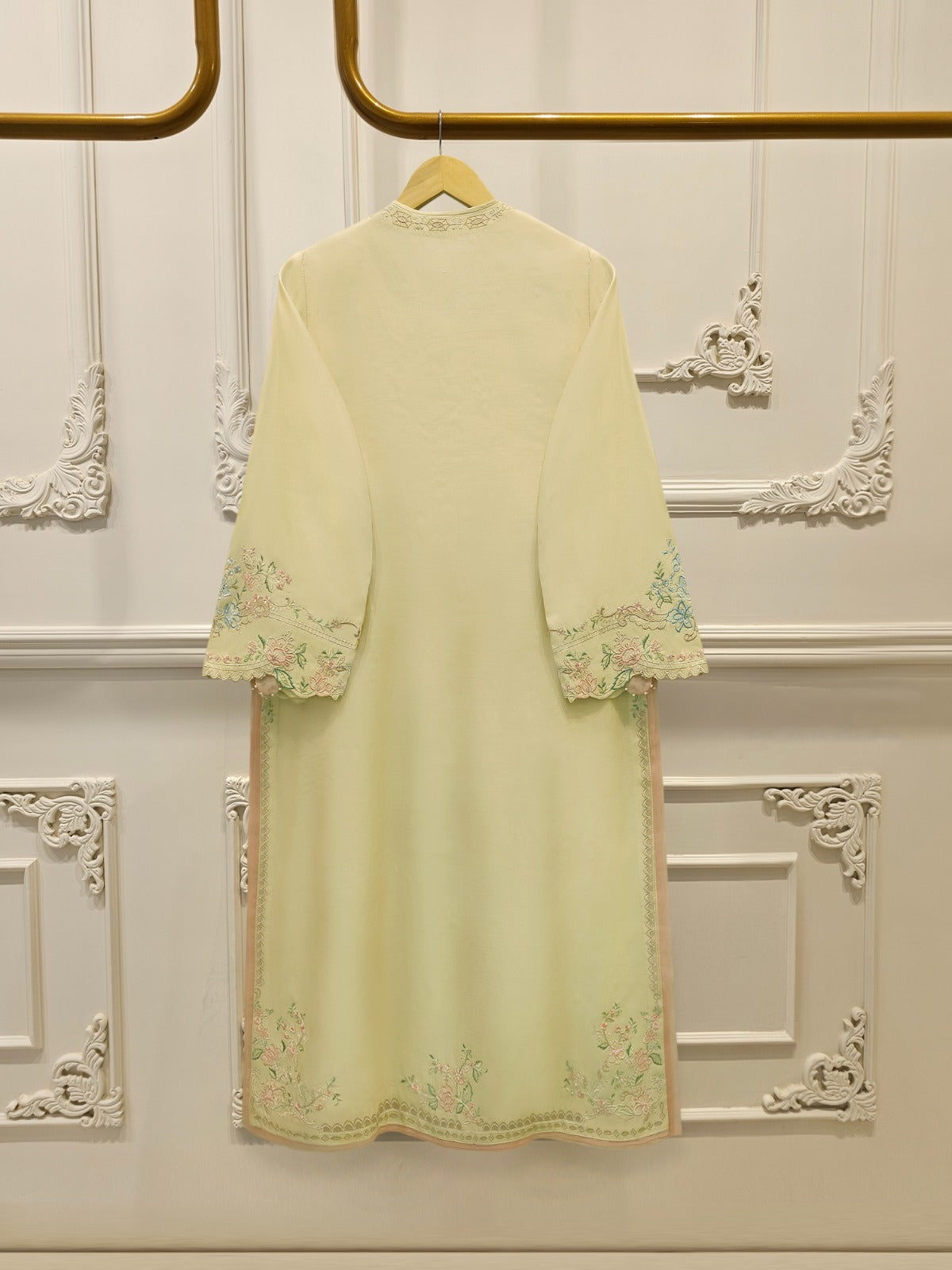 AGHA NOOR 3 Piece - Pure Khaddi Silk Embroidered Suit