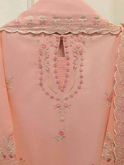 AGHA NOOR 3 Piece - Embroidered Cambric Suit