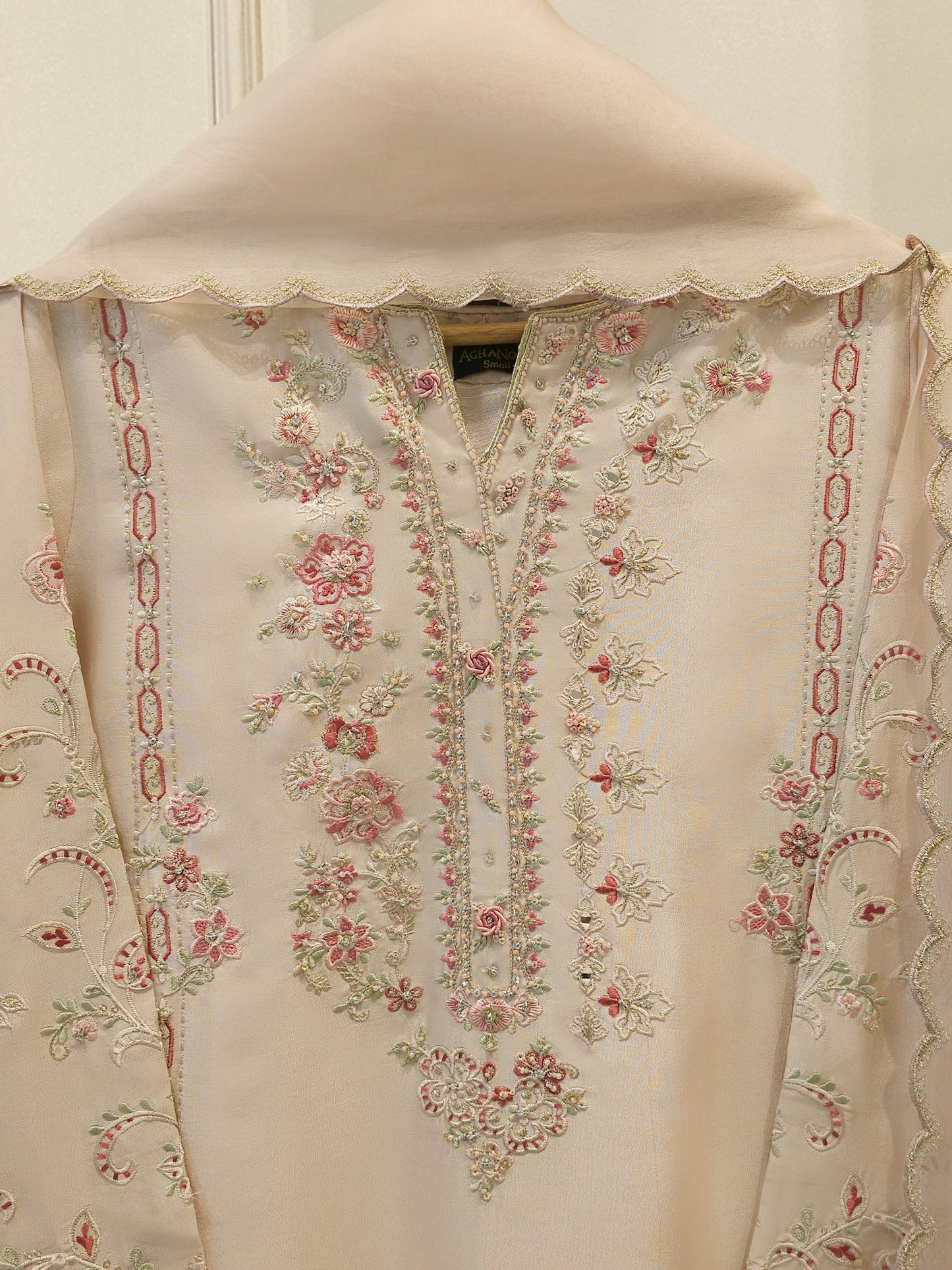 AGHA NOOR 3 Piece- Pure Sheesha Silk Embroidered Suit