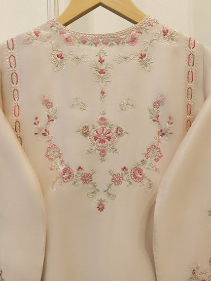 AGHA NOOR 3 Piece- Pure Sheesha Silk Embroidered Suit