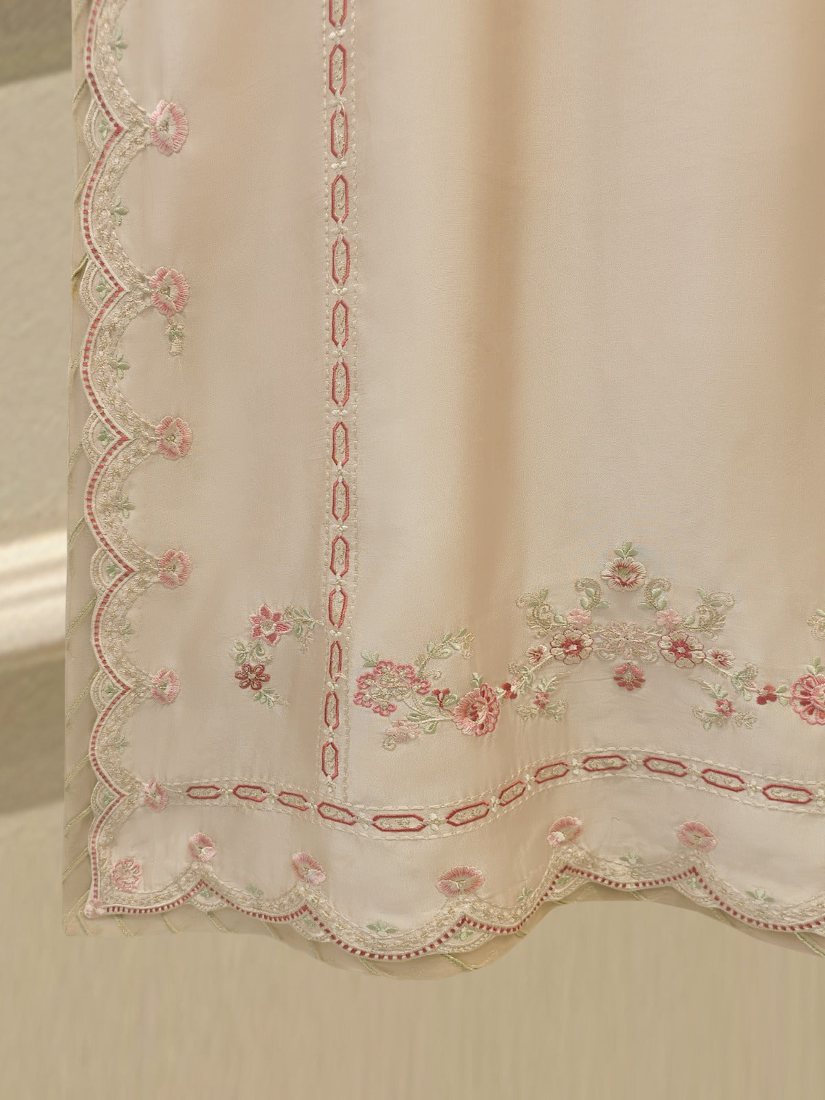AGHA NOOR 3 Piece- Pure Sheesha Silk Embroidered Suit