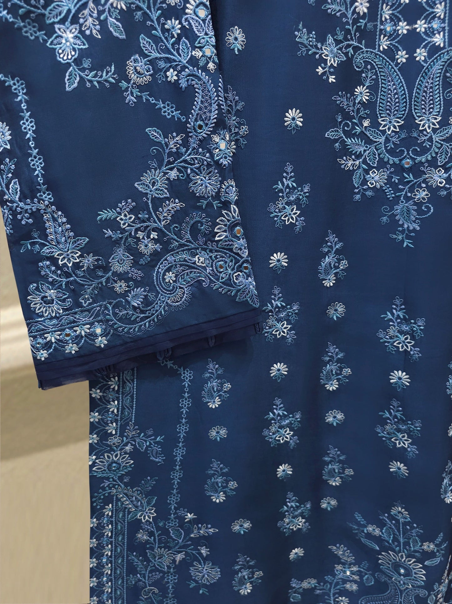 2 Piece- Pure Sheesha Silk Embroidered Suit