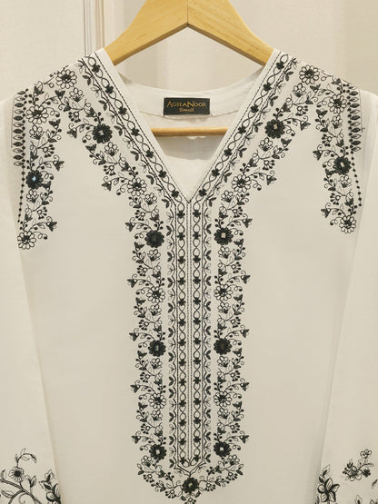 AGHA NOOR 2 Piece - Embroidered Cambric Suit