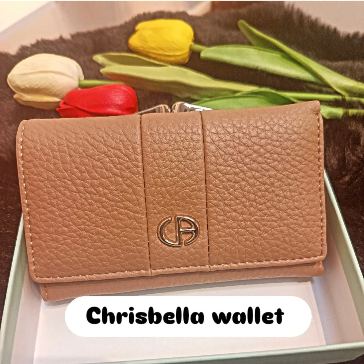 HANDBAGS