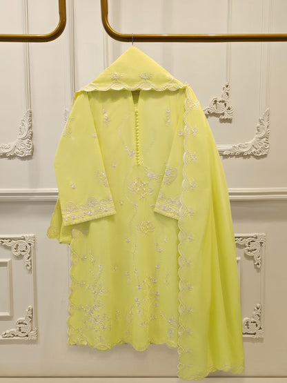 AGHA NOOR 3 Piece - Embroidered Cambric Suit